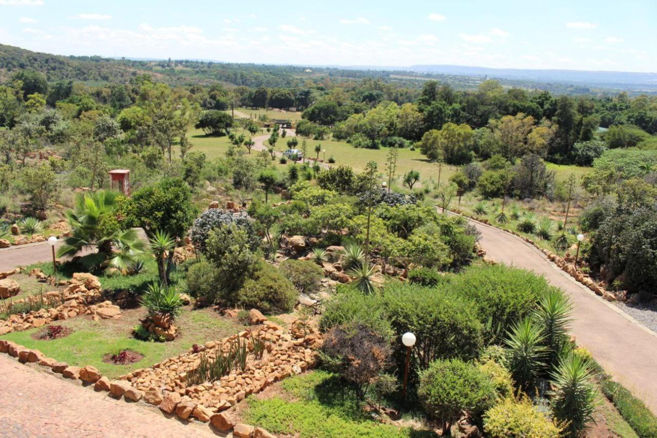 Ndlovu Lodge Pretoria-Noord Buitenkant foto